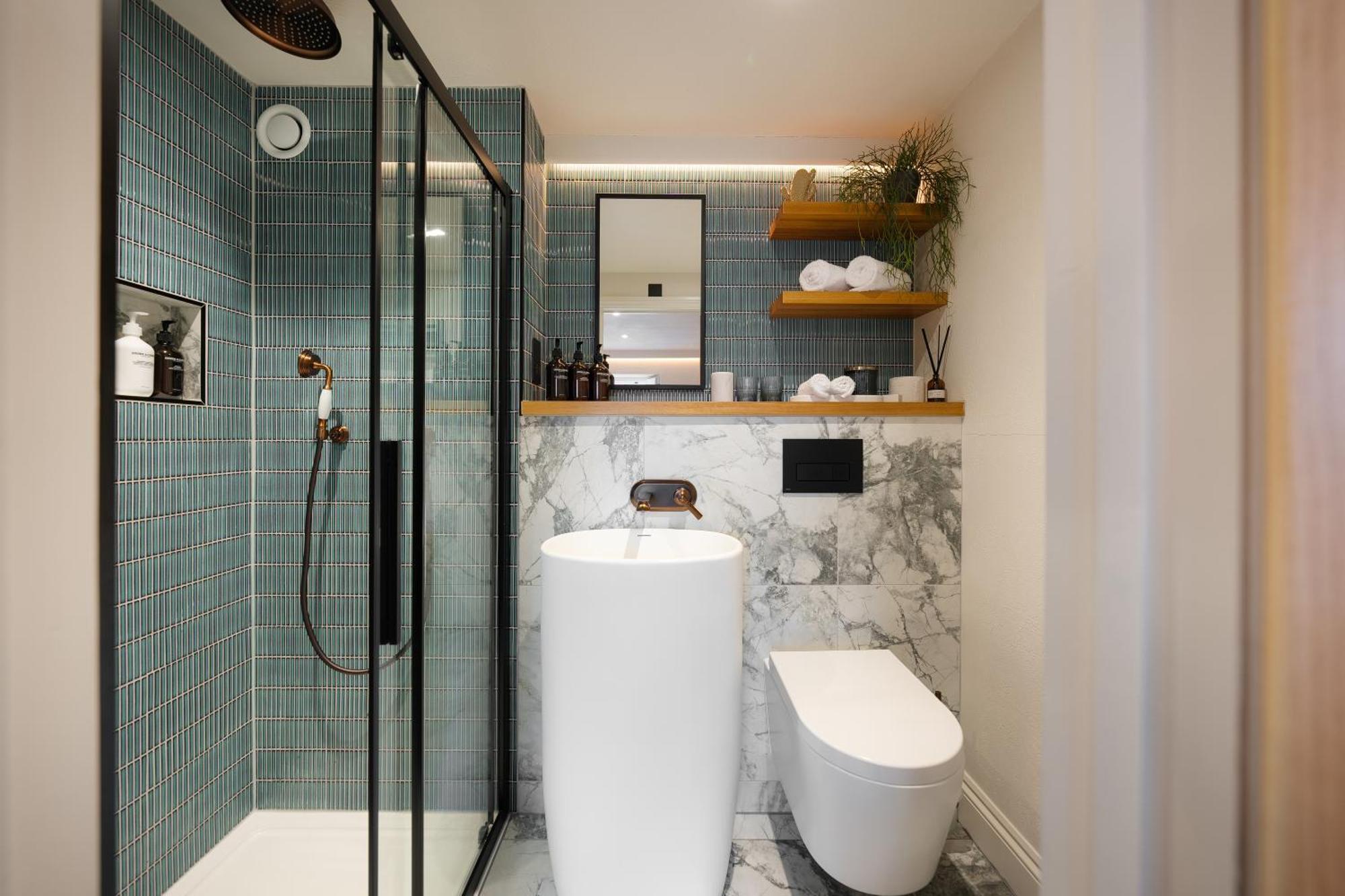 Hive Townhouse Hotel Aberaeron Bagian luar foto