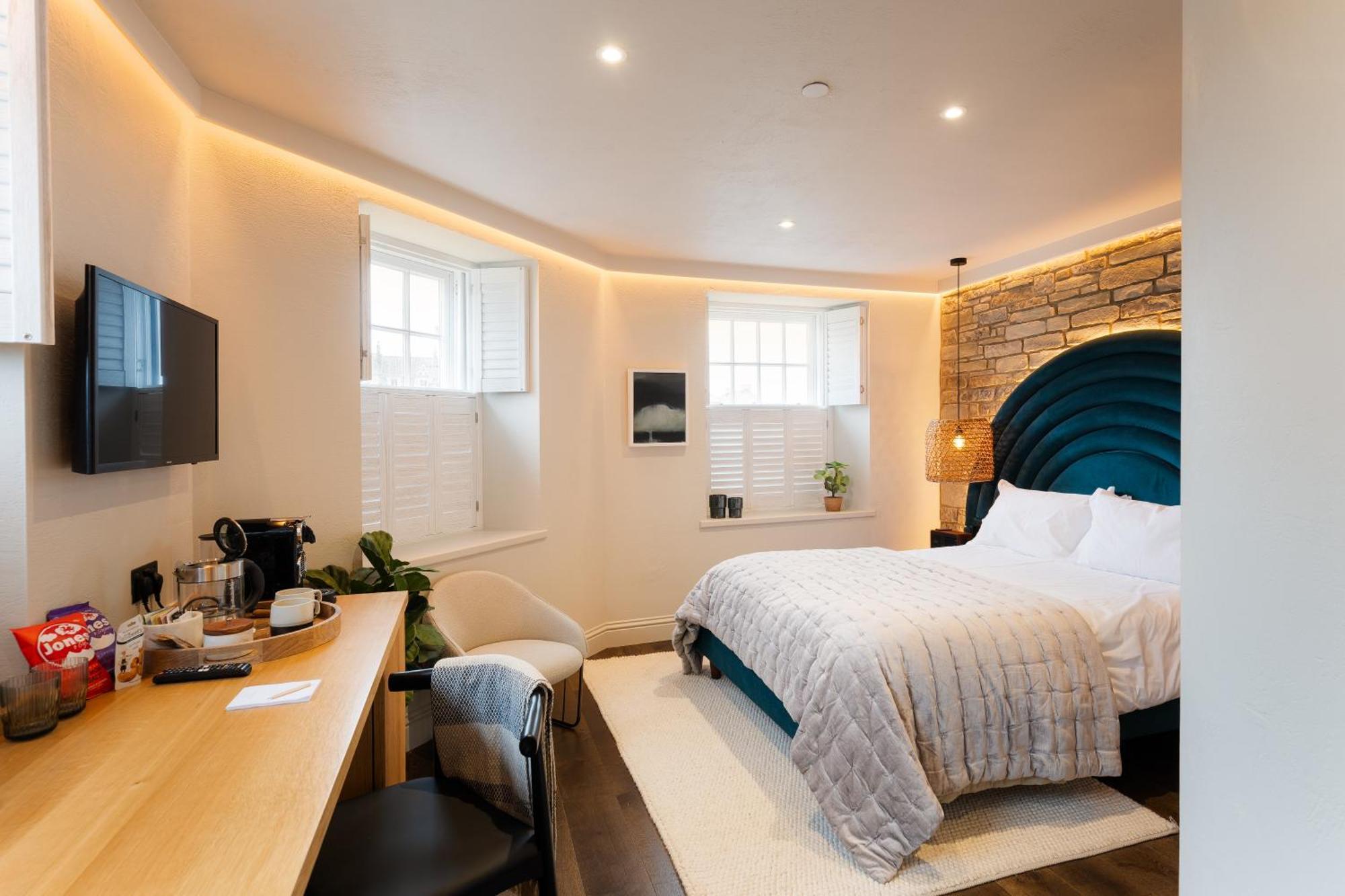 Hive Townhouse Hotel Aberaeron Bagian luar foto
