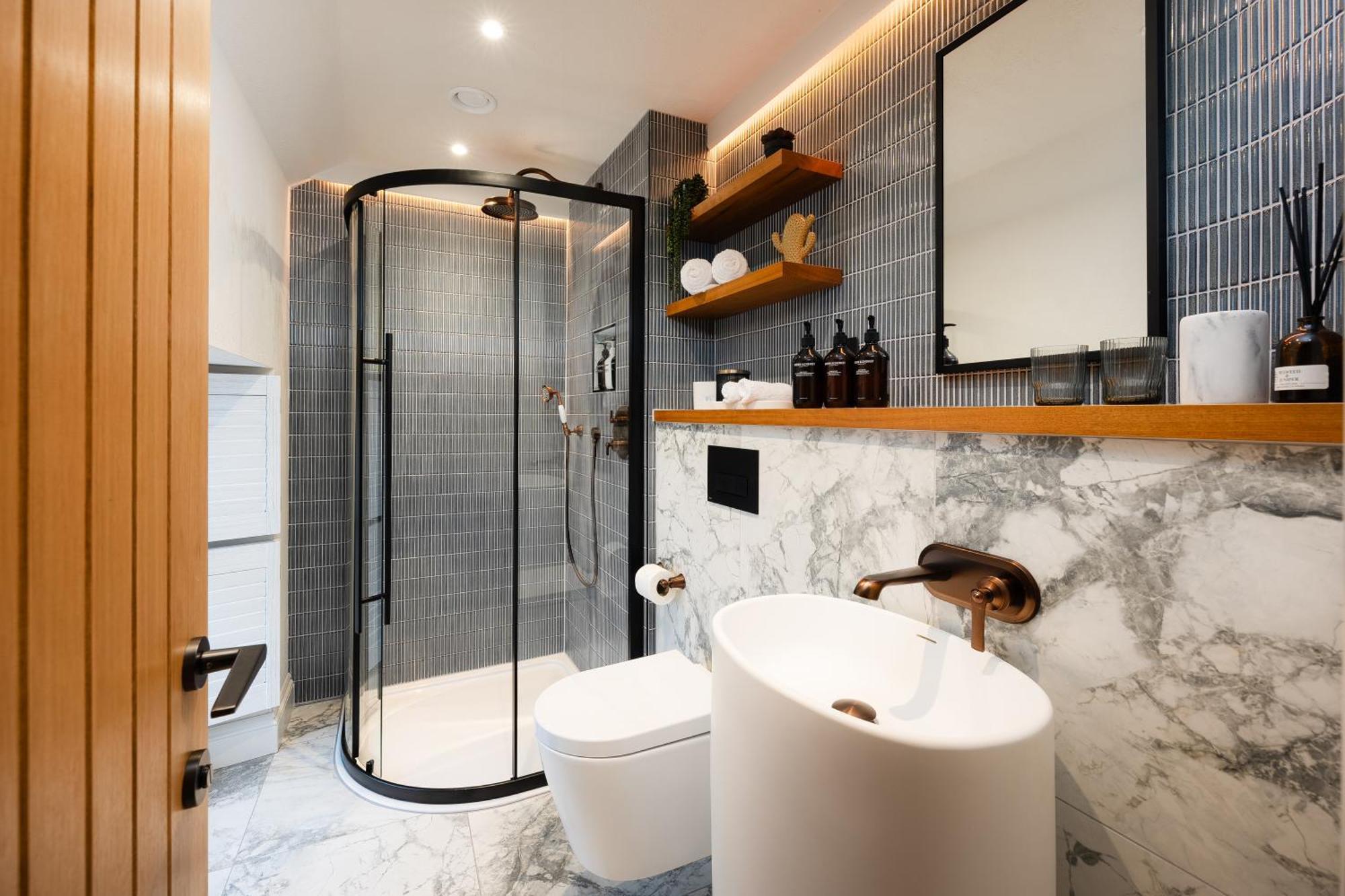 Hive Townhouse Hotel Aberaeron Bagian luar foto